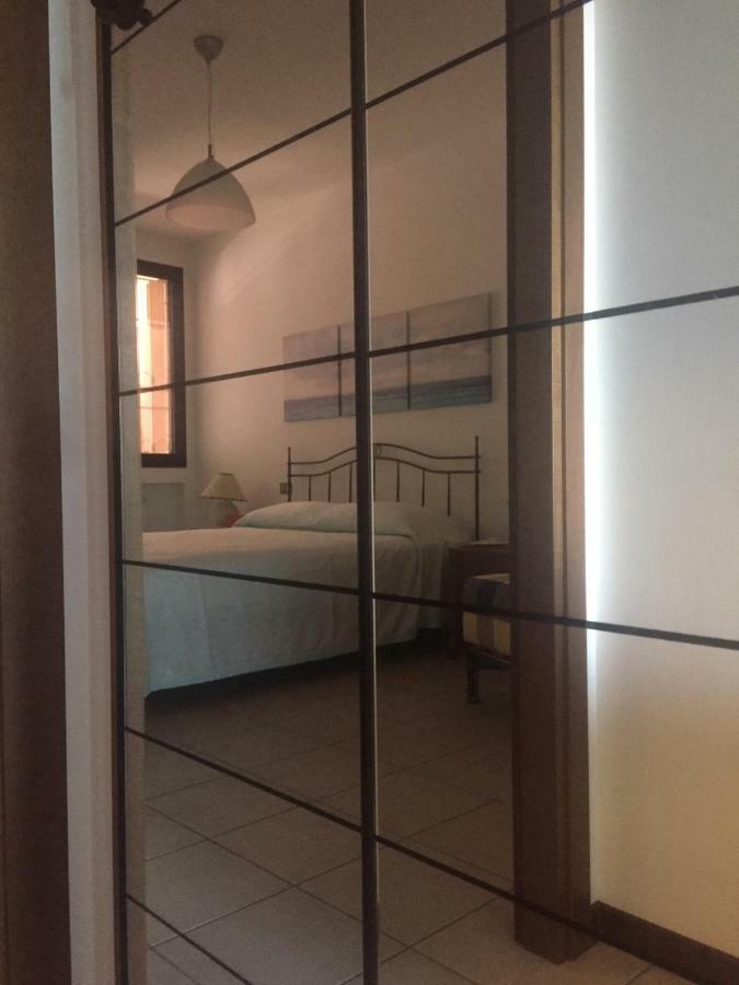 Casa Palazzo Apartment Desenzano del Garda Bagian luar foto