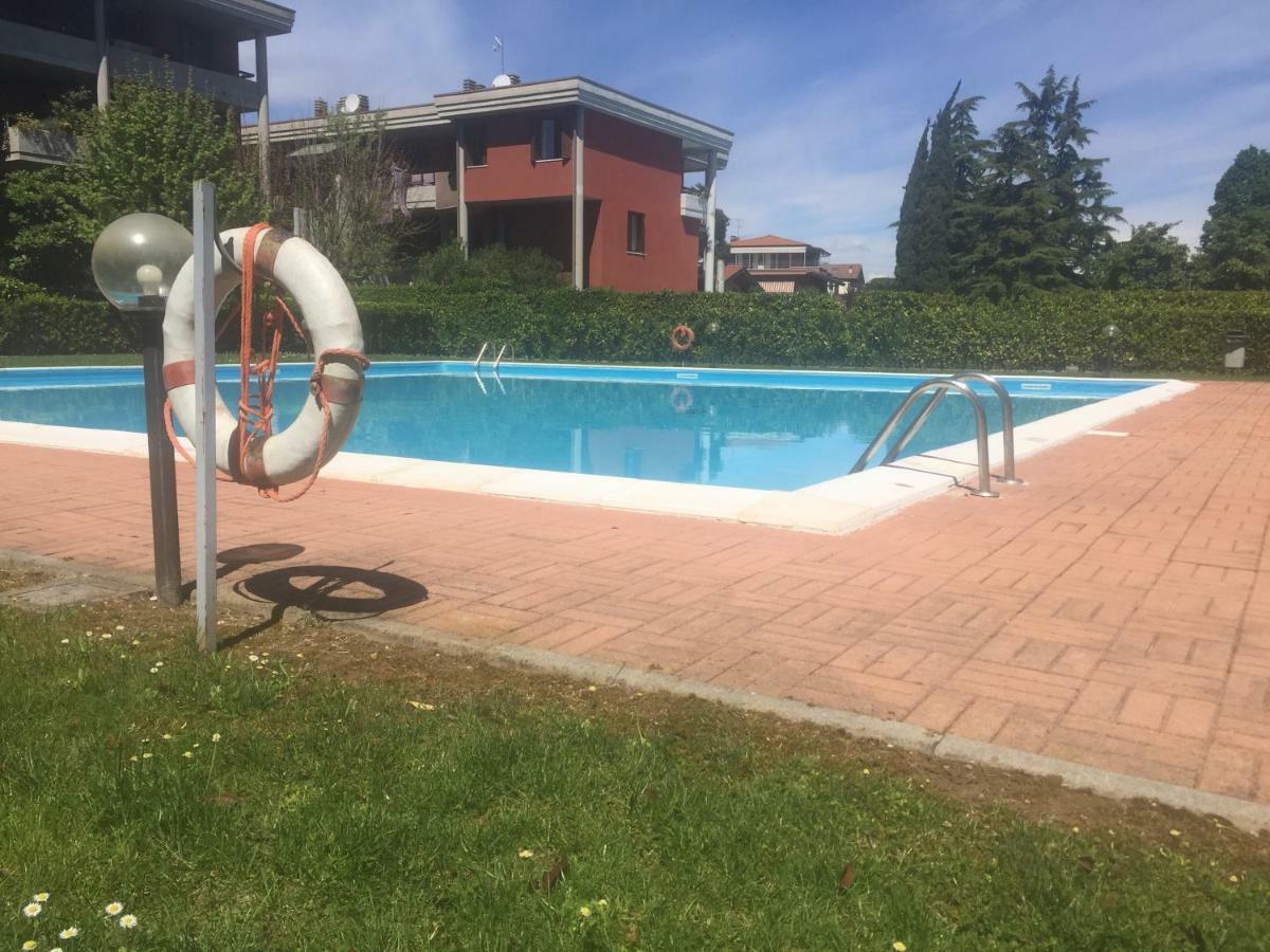 Casa Palazzo Apartment Desenzano del Garda Bagian luar foto